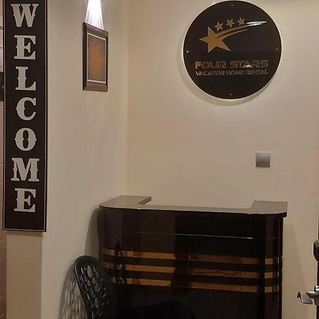 Four Stars Hostel Dubai Exterior photo