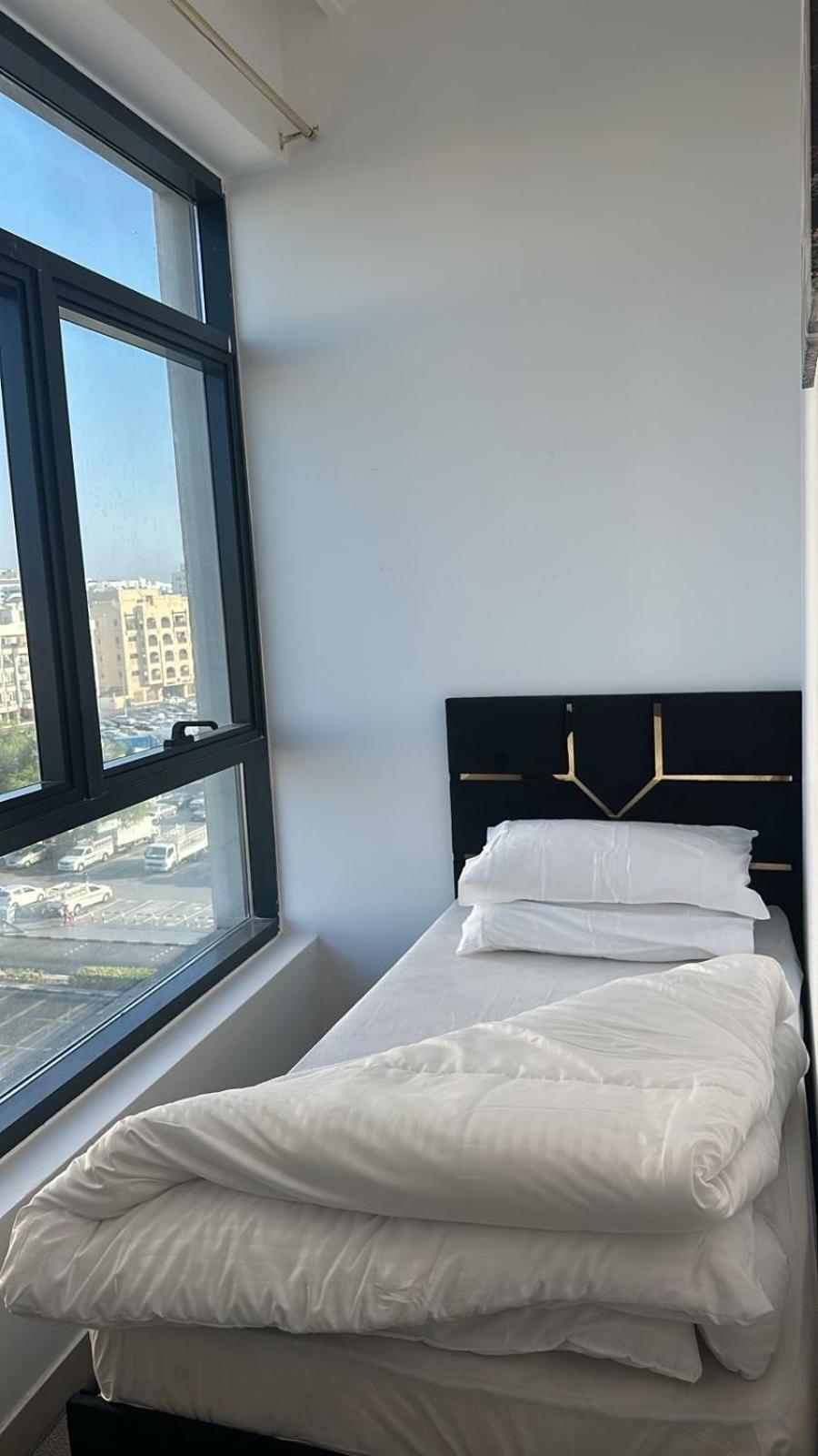 Four Stars Hostel Dubai Exterior photo